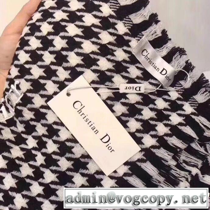 美品*入手困難 ディオール大人っぽい DIOR モデル大絶賛 ロングマフラー 2018年秋冬入荷