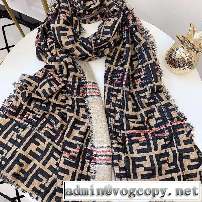 FENDI 2018年秋冬入荷 ロングマフラー 定番品質保証 フェンディ 長く使える！
