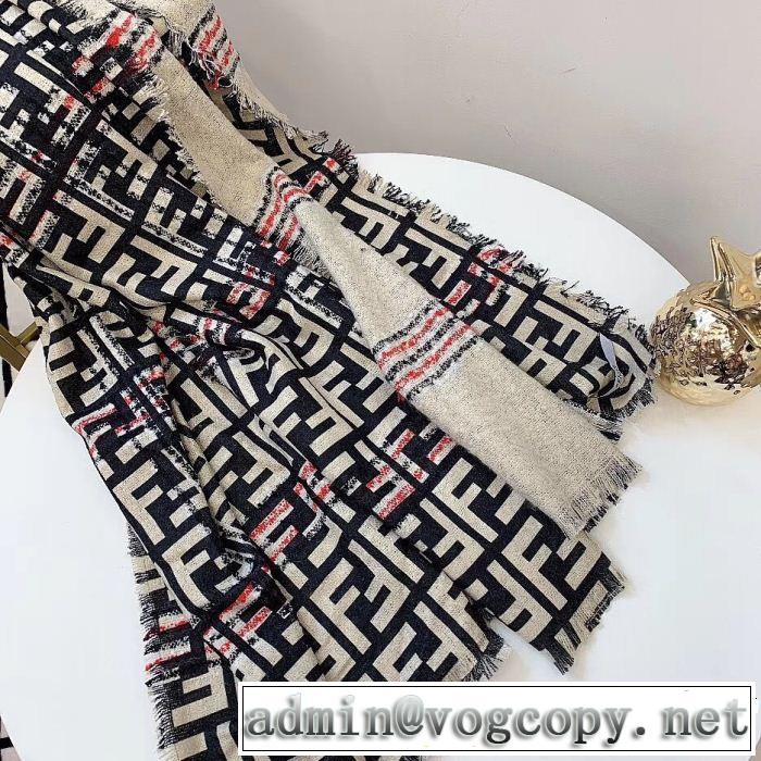 FENDI 2018年秋冬入荷 ロングマフラー 定番品質保証 フェンディ 長く使える！