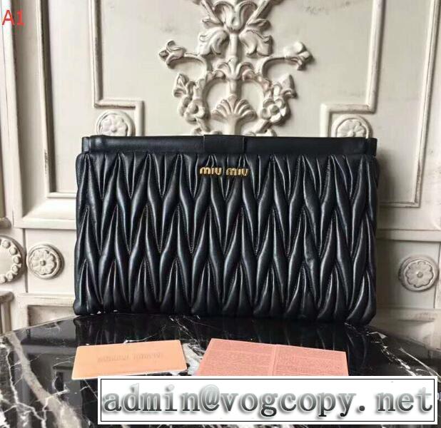 2018春夏新作綺麗に決まるフォルム！ ミュウミュウ MIUMIU 長財布 4色可選