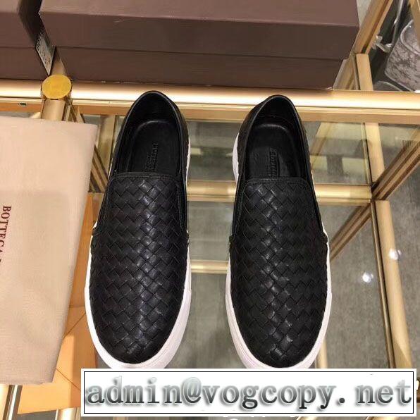極上シューズ ボッテガ ヴェネタ 希少性の高いBOTTEGA VENETA 2色可選 スリップオン圧倒的人気新着