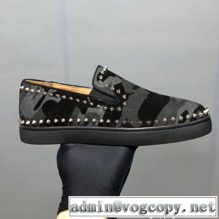  カジュアルシューズ クリスチャンルブタン Christian Louboutin スニーカー、靴 超人気美品 上品でベーシック