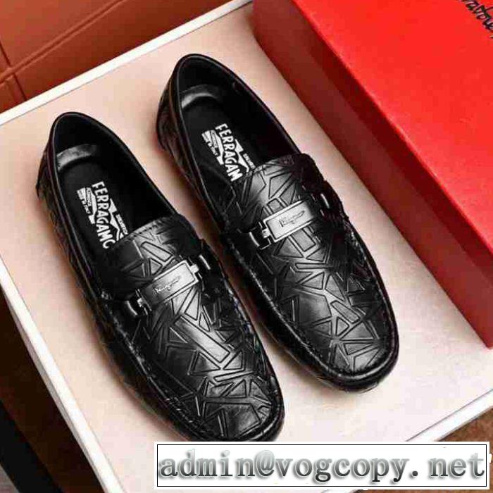 高級感が漂う サルヴァトーレフェラガモ FERRAGAMO カジュアルシューズおすすめデザイン