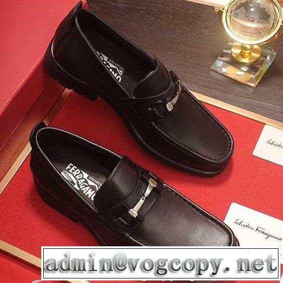 FERRAGAMO サルヴァトーレフェラガモ カジュアルシューズ 目前の注目ブランド 今季大人気新作登場