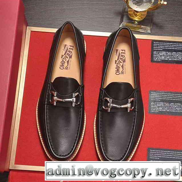 秋季超人気アイテム 2018年人気満々のブランド FERRAGAMO サルヴァトーレフェラガモ カジュアルシューズ