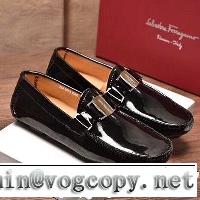 秋冬超人気の最新作 目前の注目ブランド FERRAGAMO サルヴァトーレフェラガモ カジュアルシューズ