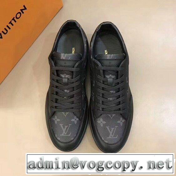  入手困難 セレブも愛用商品 ランニングシューズ  ルイ ヴィトン 非常に人気の高い LOUIS VUITTON 