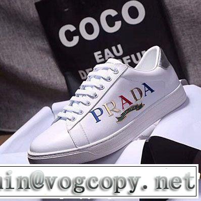 流行っている プラダ PRADA 2色可選 2018年秋冬シーズンスニーカー、靴ファッションの最先端！