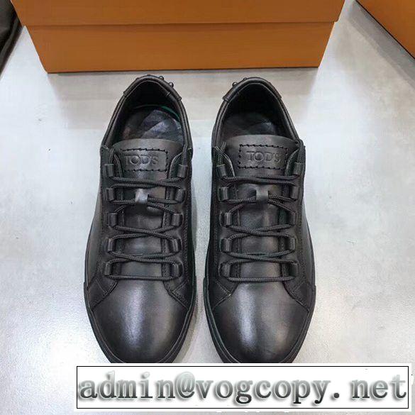 人目を引く存在感 トッズ TOD'S ファッション度アップ スニーカー 2018年秋冬入荷