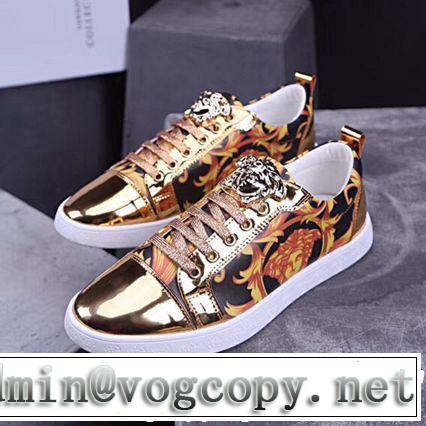 現代的な印象 ヴェルサーチ人目を引く存在感 VERSACE スニーカー、靴 2色可選