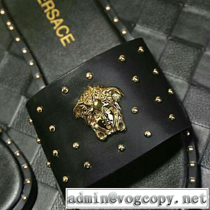 I2018夏の定番新品到来! ヴェルサーチ VERSACE サンダル 主役級のアイテム