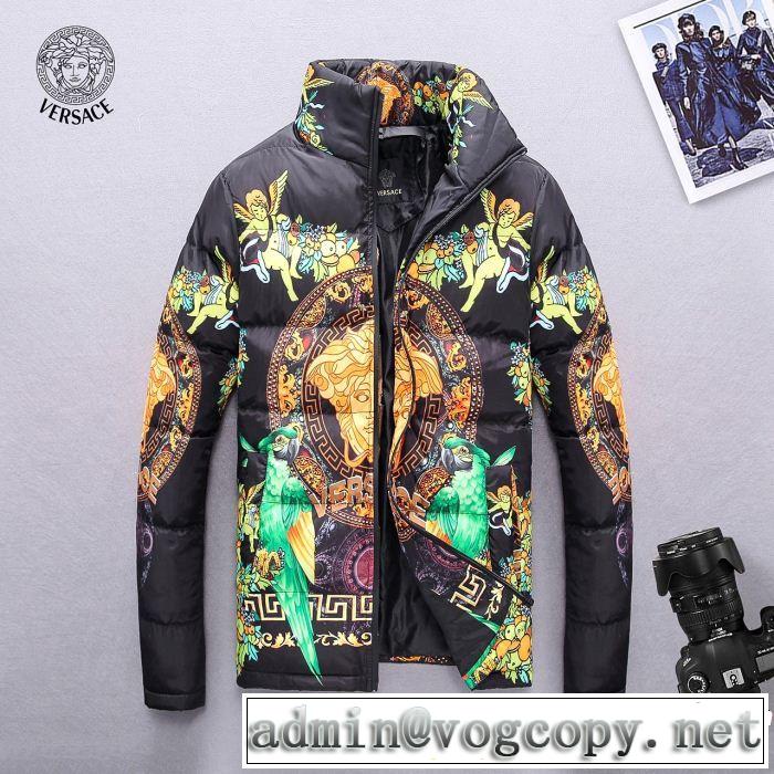 有名人同じアイテム　ダウンジャケット メンズ  圧倒的人気新着　数量限定再入荷　　ヴェルサーチVERSACE