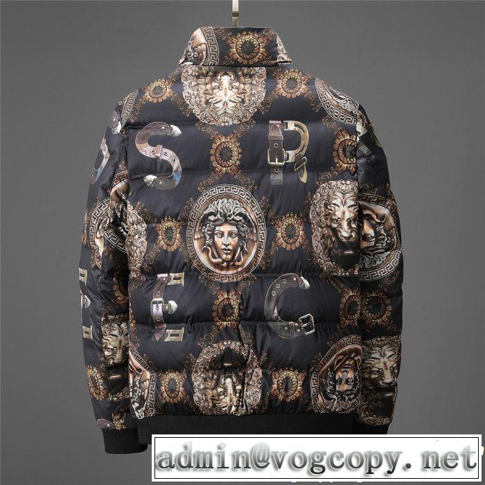 ヴェルサーチ VERSACE ダウンジャケット 今年っぽいトレンド商品 2019新作セール