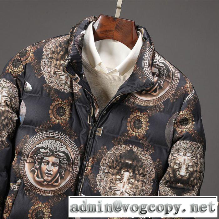 ヴェルサーチ VERSACE ダウンジャケット 今年っぽいトレンド商品 2019新作セール