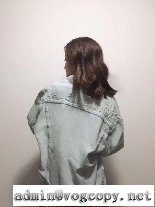  快適さと洗練された表情 デニムジャケット モデル大絶賛  バレンシアガ BALENCIAGA 海外先行発売！