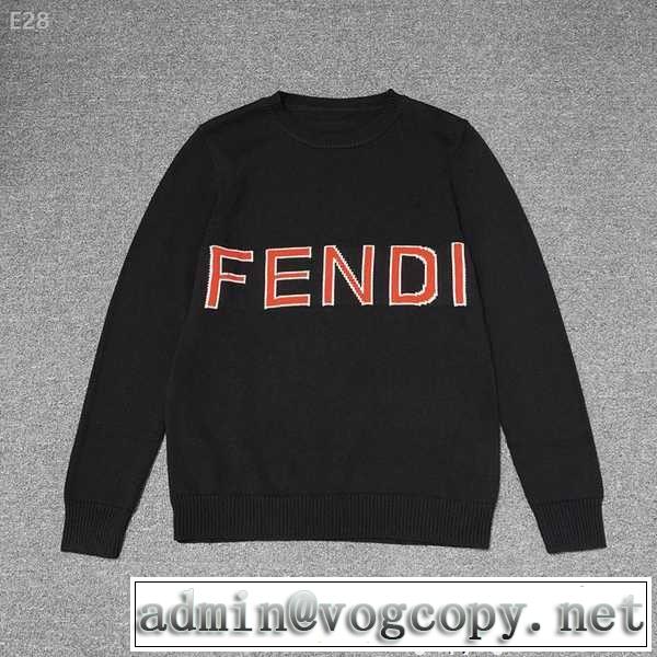 秋季超人気アイテム ジップパーカー  今季爆発的な人気 フェンディ FENDI