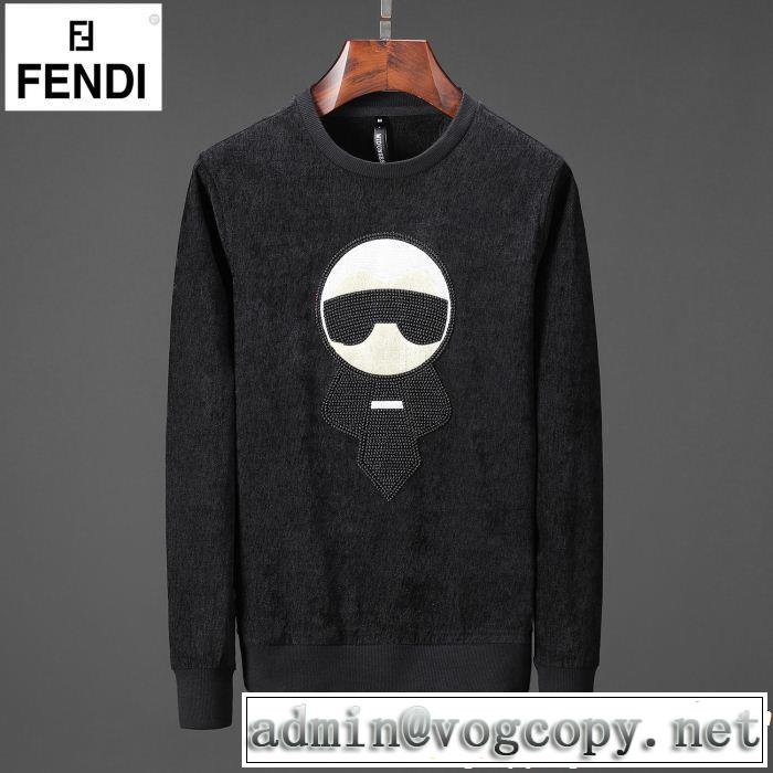 2色可選フェンディ2018年秋冬入荷 FENDI プルオーバーパーカー今季爆発的な人気