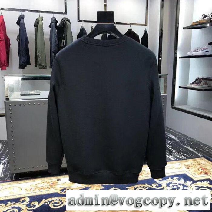 MONCLER モンクレール 秋の定番 毎日でも使える人気商品 2018-2019 冬の新作も！