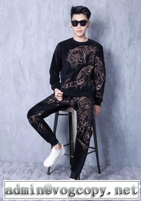  有名人同じアイテム フィリッププレイン 一味違うデザイン  PHILIPP PLEIN 上下セット  厚手の生地