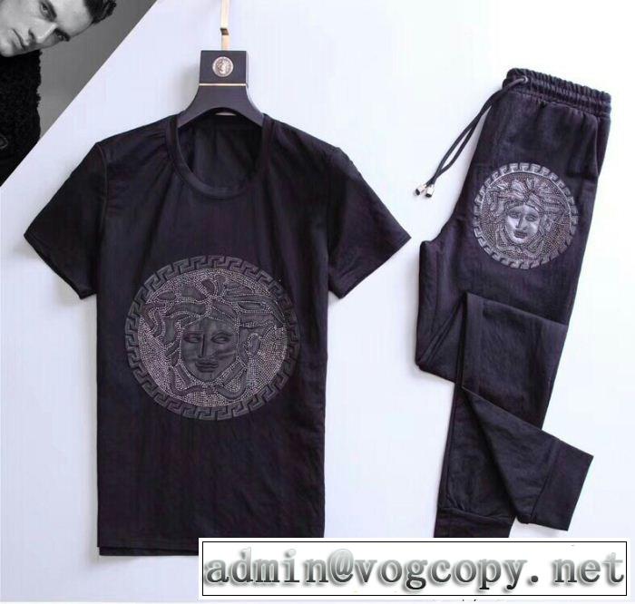 期間限定SALE 上下セット ヴェルサーチ2018最安値VERSACE 半袖セットアップ 2色可選