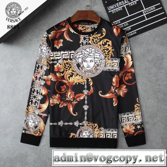  話題の新作到着！ 3色可選 圧倒的人気新着 ヴェルサーチVERSACE 長袖Tシャツ