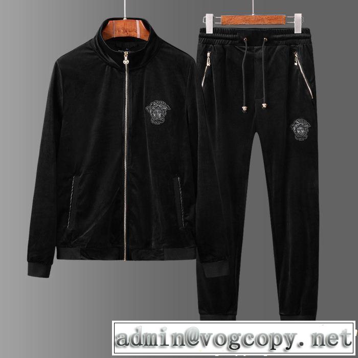 海外先行発売！ヴェルサーチ2018年秋冬入荷 VERSACE 上下セット現代的な印象