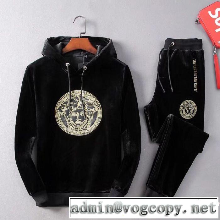 今年っぽくNEWファッション VERSACE ヴェルサーチ 上下セット 話題の新作到着！流行っている