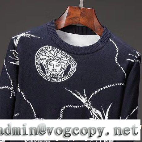 2色可選 ヴェルサーチ VERSACE プルオーバー 人気限定値段が安い 雑誌掲載アイテムセール