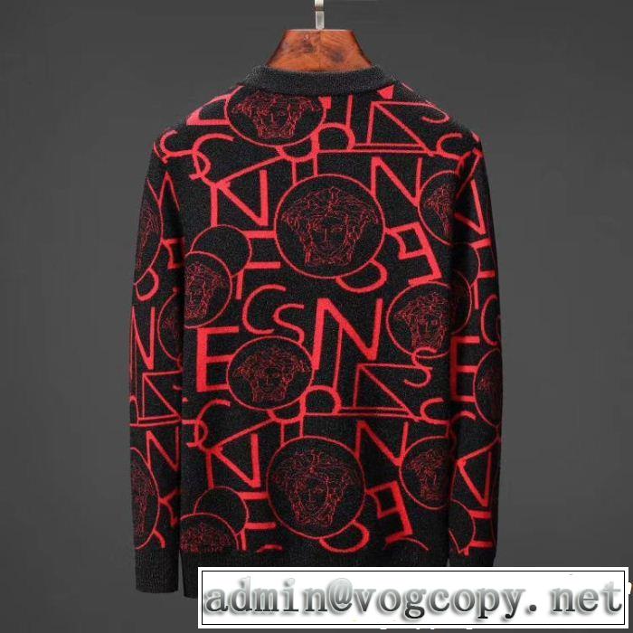 お気に入りアイテム 今年っぽいトレンド商品 ヴェルサーチ VERSACE プルオーバー