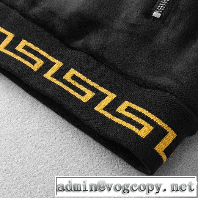 季節の人気アイテム ヴェルサーチ VERSACE 上下セット 最新版おすすめ商品