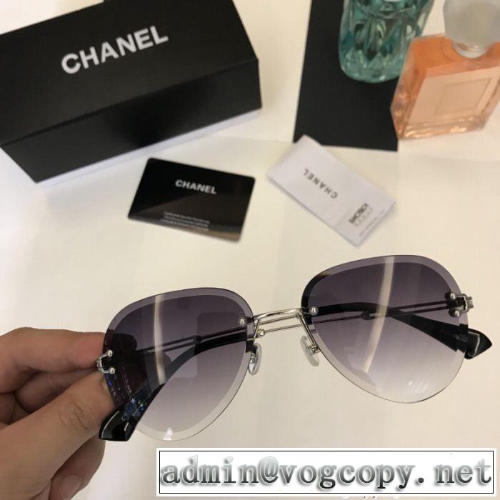 超人気美品 サングラス 2018新品入荷 多色可選 CH CH  華やかさ満点