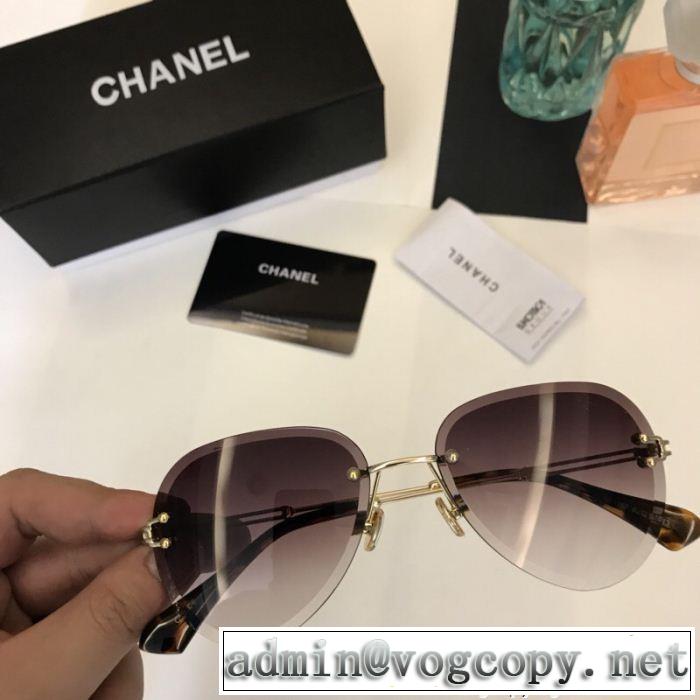 超人気美品 サングラス 2018新品入荷 多色可選 CH CH  華やかさ満点