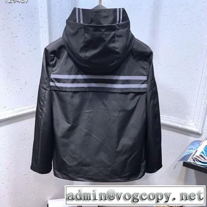 2019-20秋冬トレンドファッション カナダグース秋冬流行りファション  Canada Goose ハーフコート 最新秋冬トレンドをチェック
