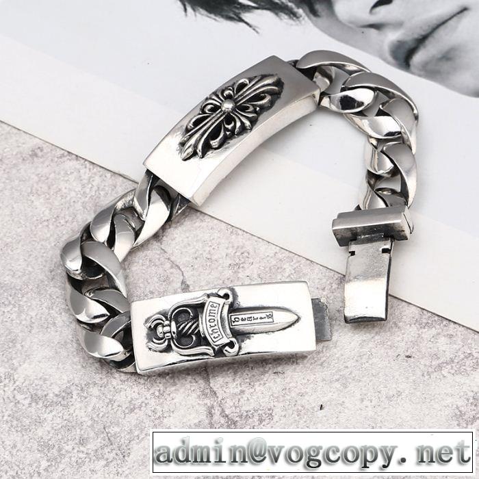 派手すぎず クロムハーツ  CHROME HEARTS 今年の夏は着こなしブレスレット 特に注目したい