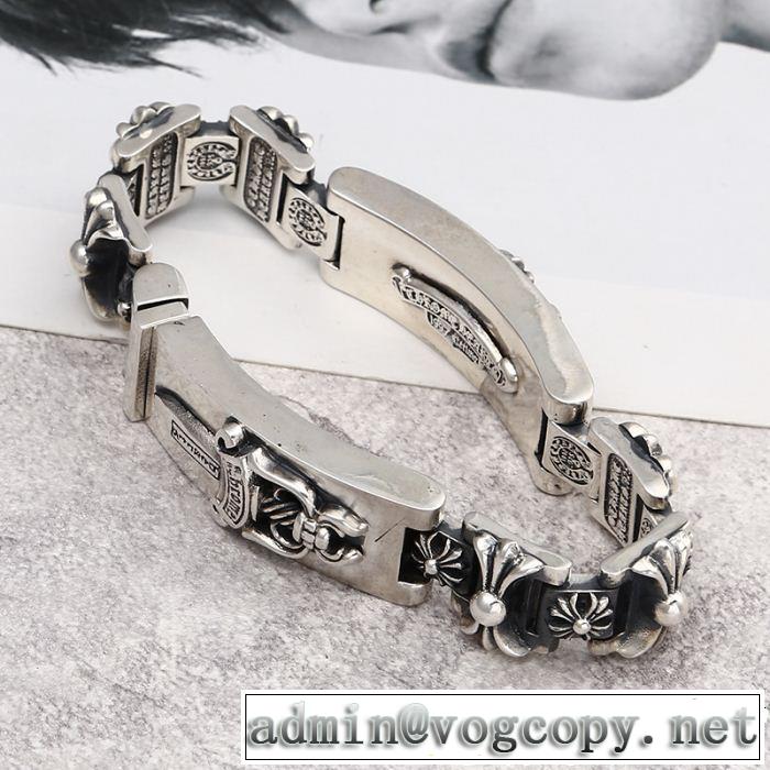 クロムハーツ 今旬のシルエットバランス CHROME HEARTS ちょっと大人の印象 ブレスレット