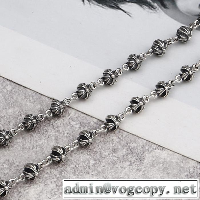 風通しの良いフレア ブレスレット オシャレな印象に クロムハーツ CHROME HEARTS 夏の大人カジュアルスタイル