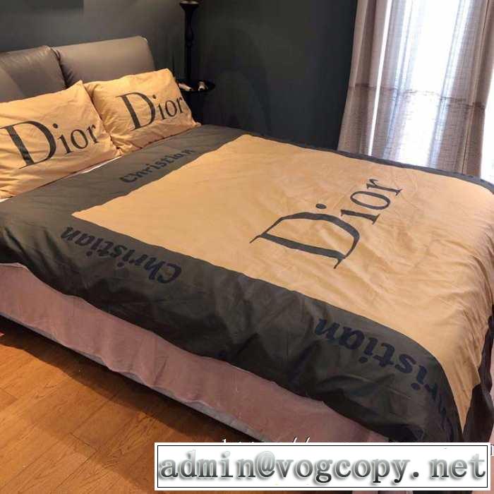 2019秋のファッショントレンドはこれ ディオール DIOR  寝具4点セット 秋のデイリーウエアとして活躍