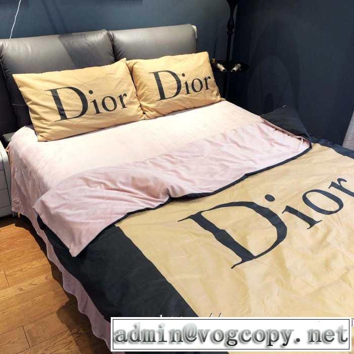 2019秋のファッショントレンドはこれ ディオール DIOR  寝具4点セット 秋のデイリーウエアとして活躍