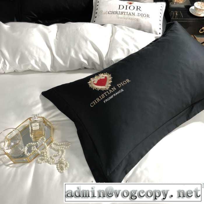 もちろん相性抜群 ディオール 2019秋のファッショントレンドはこれ DIOR  寝具4点セット