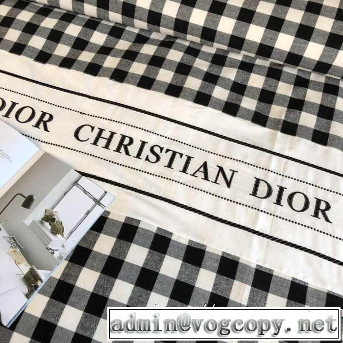 ディオール2019-2020秋冬のファッション  DIOR  寝具4点セット 大人かわいい秋冬コーデを楽しみ