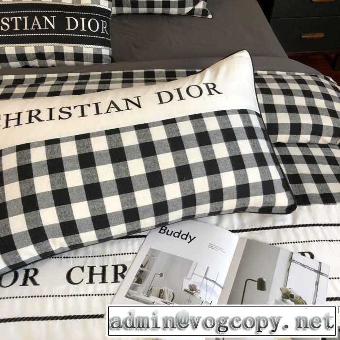 ディオール2019-2020秋冬のファッション  DIOR  寝具4点セット 大人かわいい秋冬コーデを楽しみ