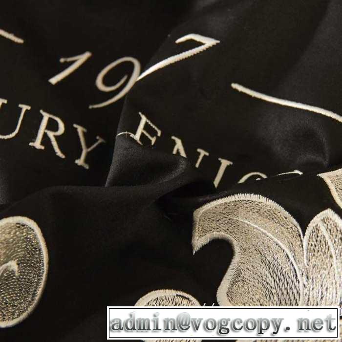 今シーズン注目のアイテム ディオール暖かみを感じるコーデになる DIOR  寝具4点セット 2019AW
