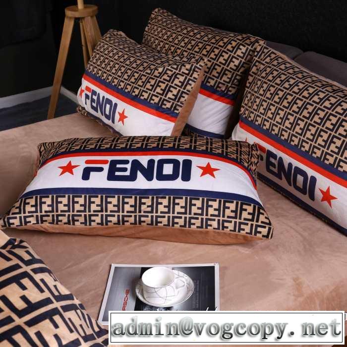 寝具4点セット大胆なチェックの人気トレンド フェンディ 【2019秋冬トレンド】押さえておきたいFENDI