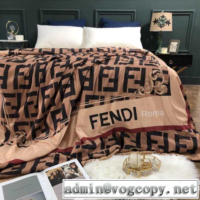 おすすめする注目トレンド フェンディ【2019秋冬】今きてる最先端ブランド FENDI 寝具4点セット