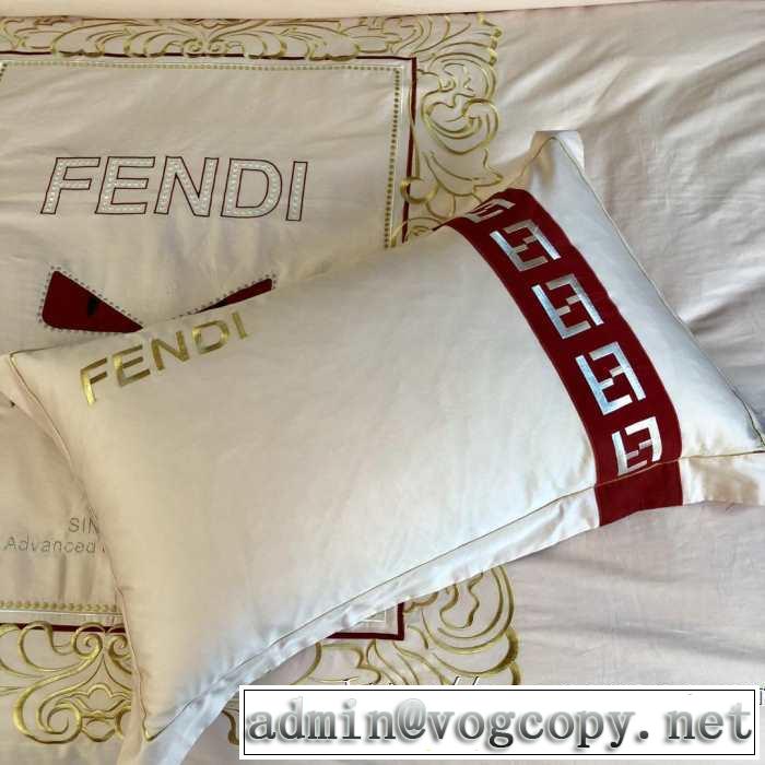 大人かわいい秋冬コーデを楽しみ フェンディ FENDI 寝具4点セット 2019-2020秋冬のファッション