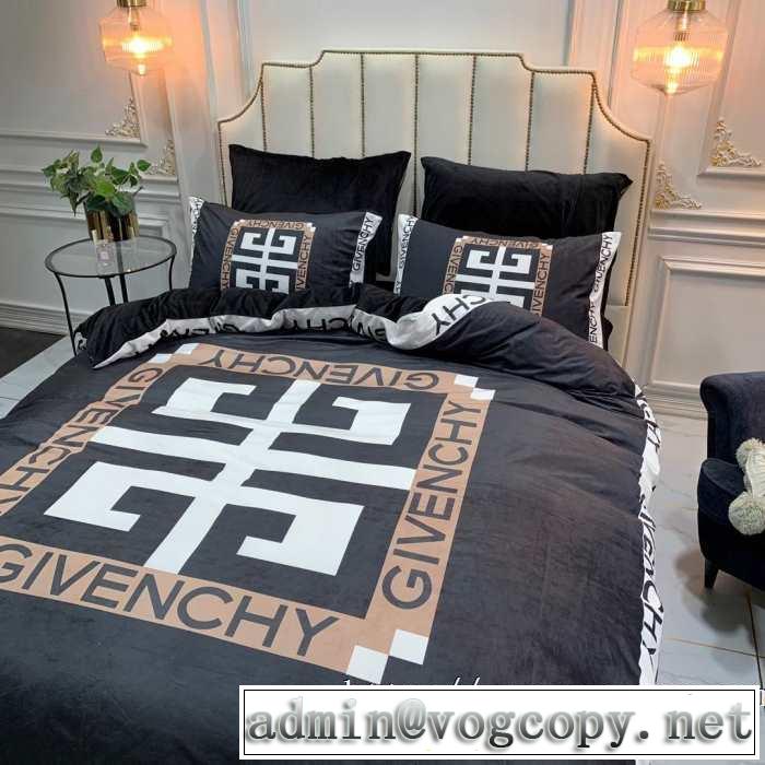 GIVENCHY 寝具4点セットカジュアルコーデオシャレ 気になる2019年秋のファッション ジバンシー