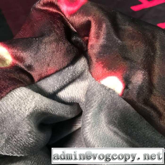 寝具4点セット ジバンシー GIVENCHY 最重要！2019秋冬トレンド 毎日はちょっとイイ秋冬新品