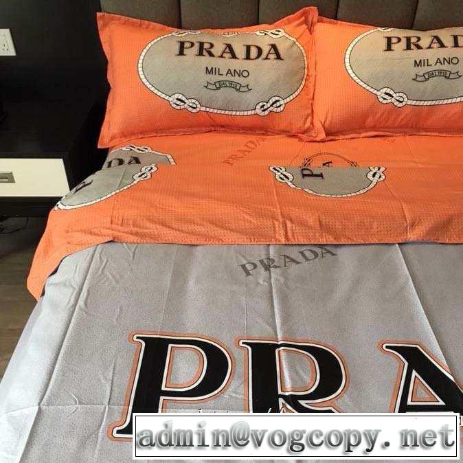 PRADA 寝具4点セット 人気ファッション雑誌でも掲載 プラダ 最速2019秋冬トレンドブランド