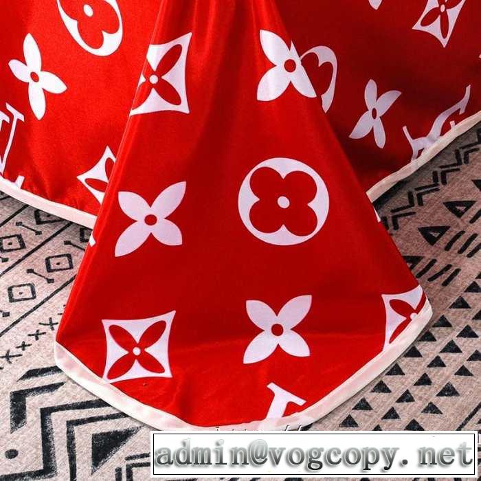 SUPREME 秋冬とれんど新品目立ち 気になる2019年秋のファッション  寝具4点セット シュプリーム