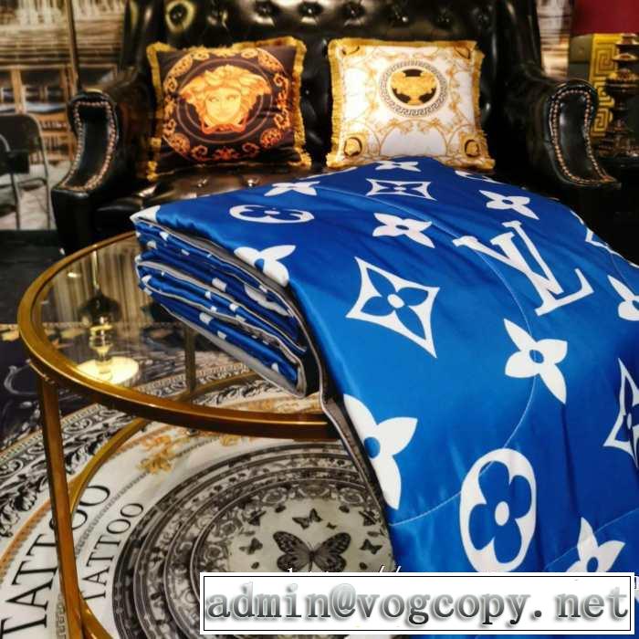 寝具4点セット 2019秋冬トレンドデザイン シュプリーム SUPREME 人気ファッション雑誌でも掲載